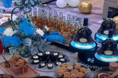 内江艺歌音乐KTV招聘-生意火爆高薪职位虚位以待